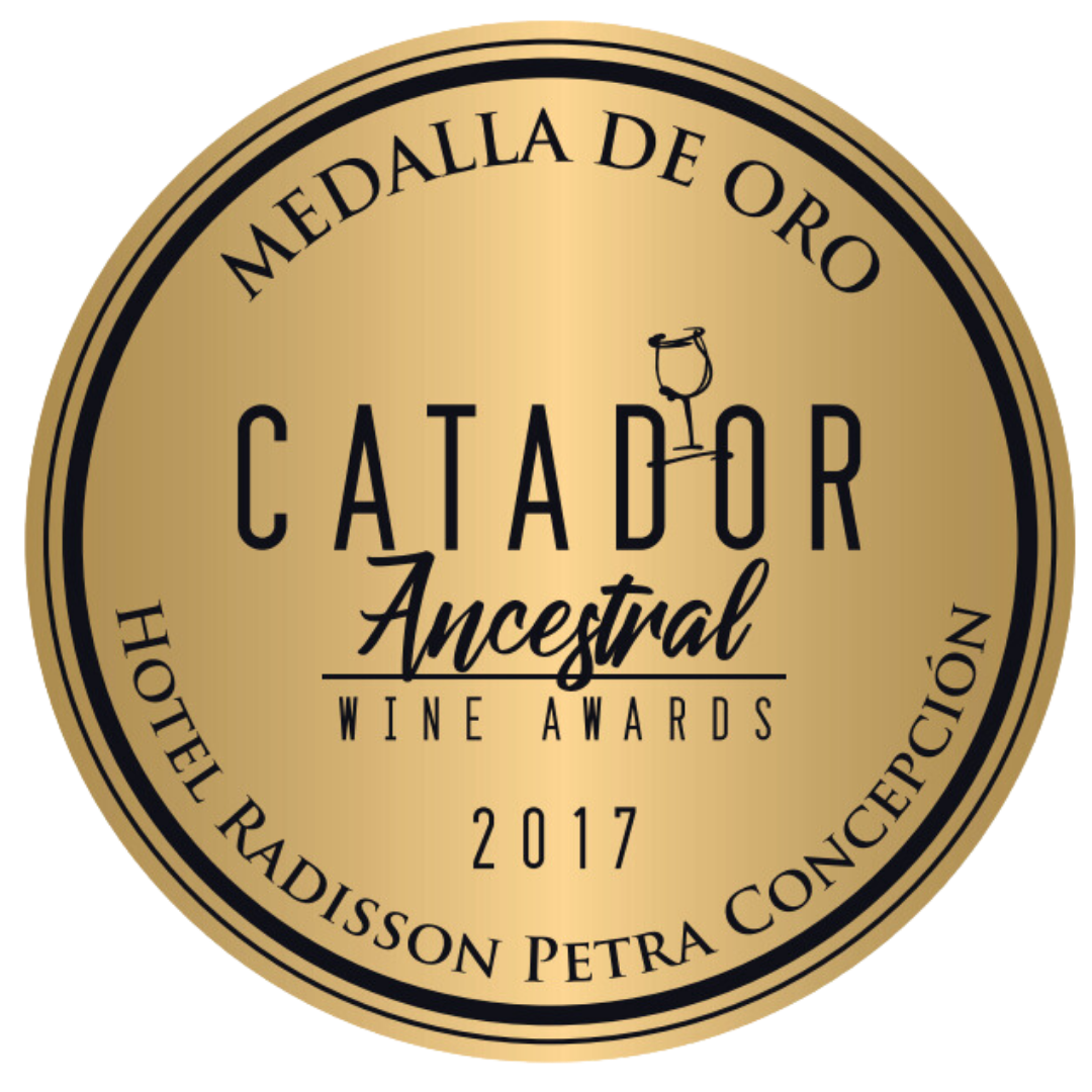 Medalla de oro Catador Ancestral wine awards 2017 - Ñipanto